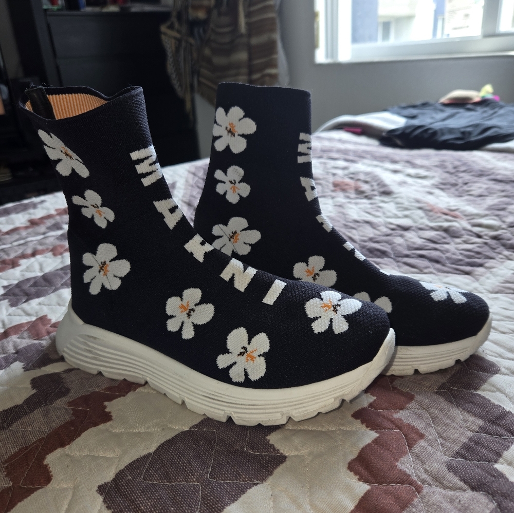 Marni Black Floral Women's Shoes Size 34